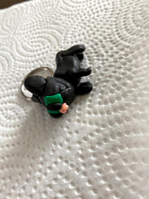Load image into Gallery viewer, suprise key chain
